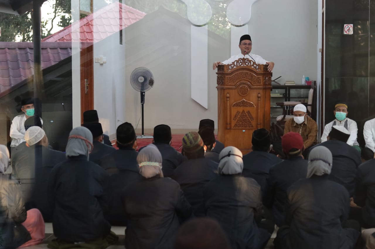 E97776bc 2d1b 4b03 Ba9c Bcf6b8c04bba