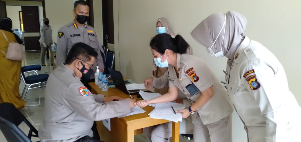 Ff7d9c93 877c 4571 9e75 9e8fbf971965