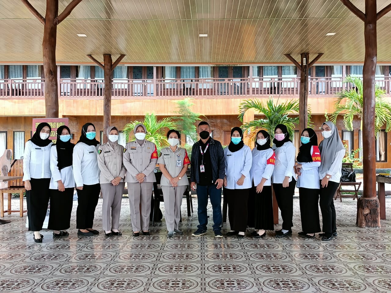 E13c1db1 Cccb 47c8 9d9b D98eaf9d4f17