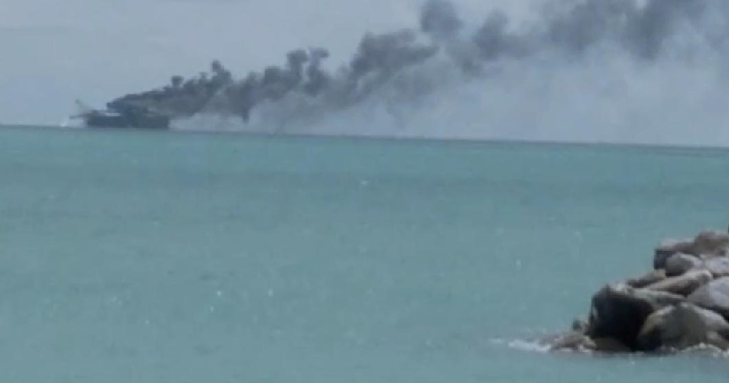 Kapal Keruk Singkep 1 Terbakar, Seluruh ABK Selamat