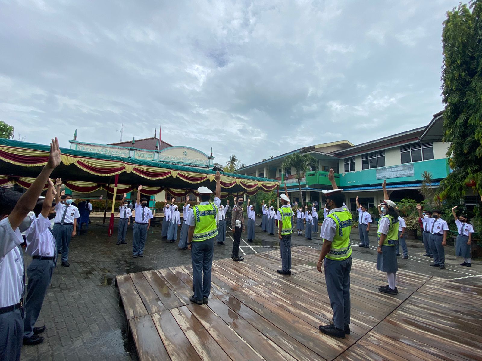 Tingkatkan Jiwa Kedisiplinan Berlalulintas, Polres Bangka Gelar Pelatihan di SMA Setia Budi