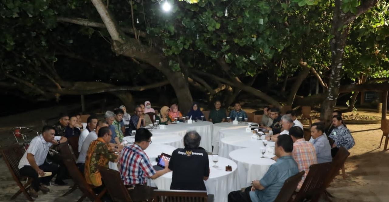 Tingkatkan Sinergi Antar Pejabat Pemprov Babel, PJ Gubernur Adakan Rapat Bersama