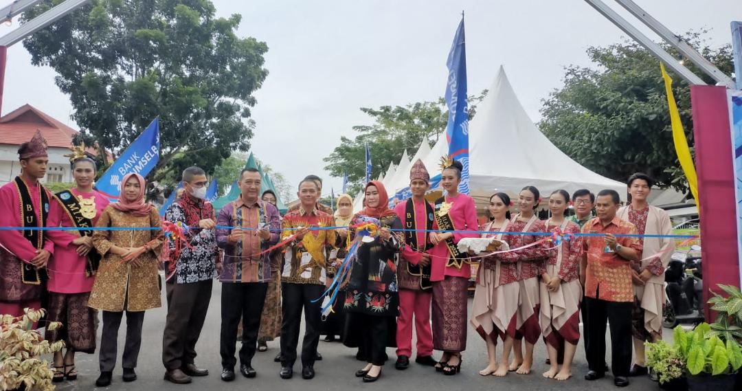Kerjasama Dengan Bank Sumsel Babel, Pemkab Bangka Beri Pinjaman Bunga Nol Persen Bagi Pelaku UMKM