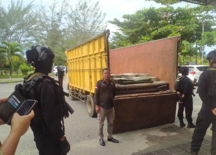 Diduga Ilegal, Tim APH Polda Babel Berhasil Amankan 8 Ton Balok Timah