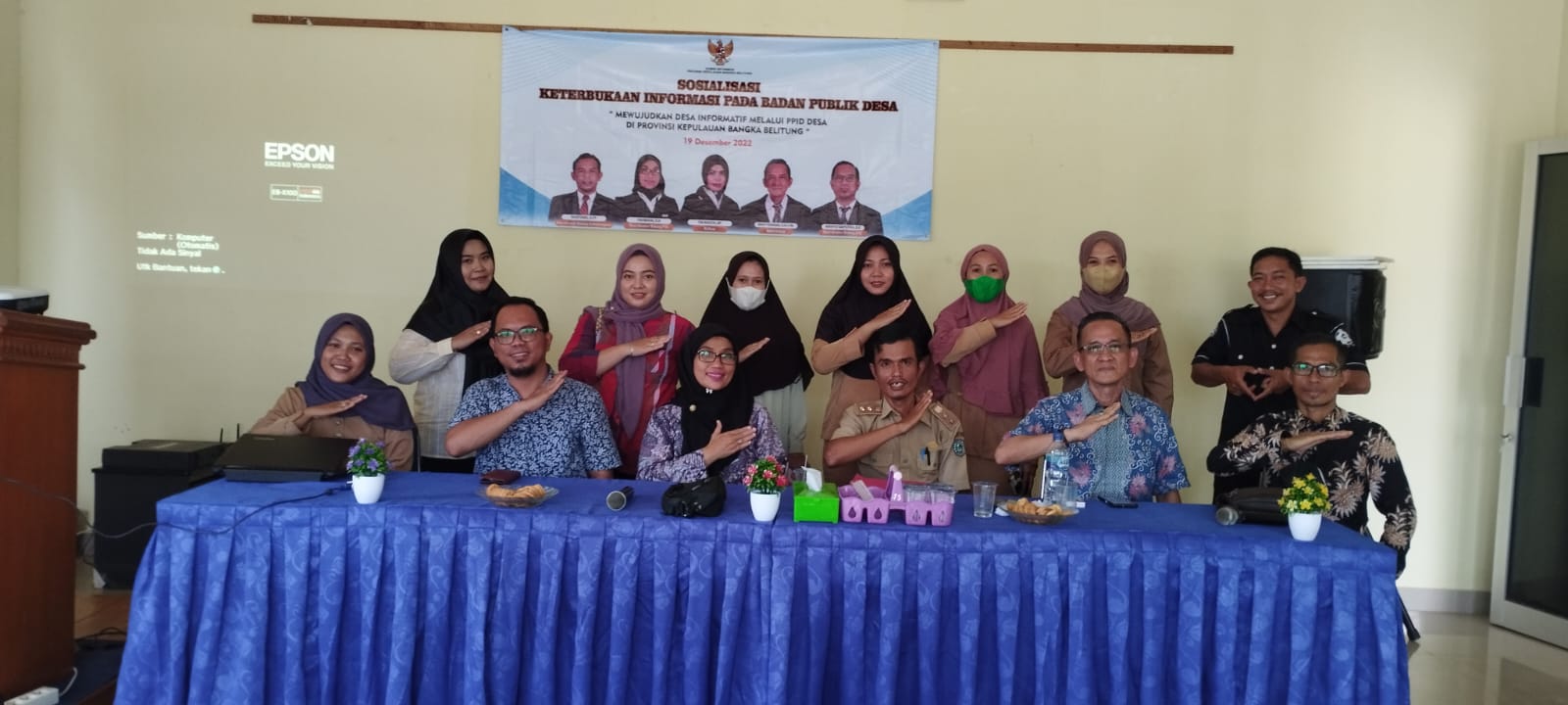 Badan Publik Desa Kabupaten Belitung Dapatkan Sosialisasi UU KIP Dari KI Babel