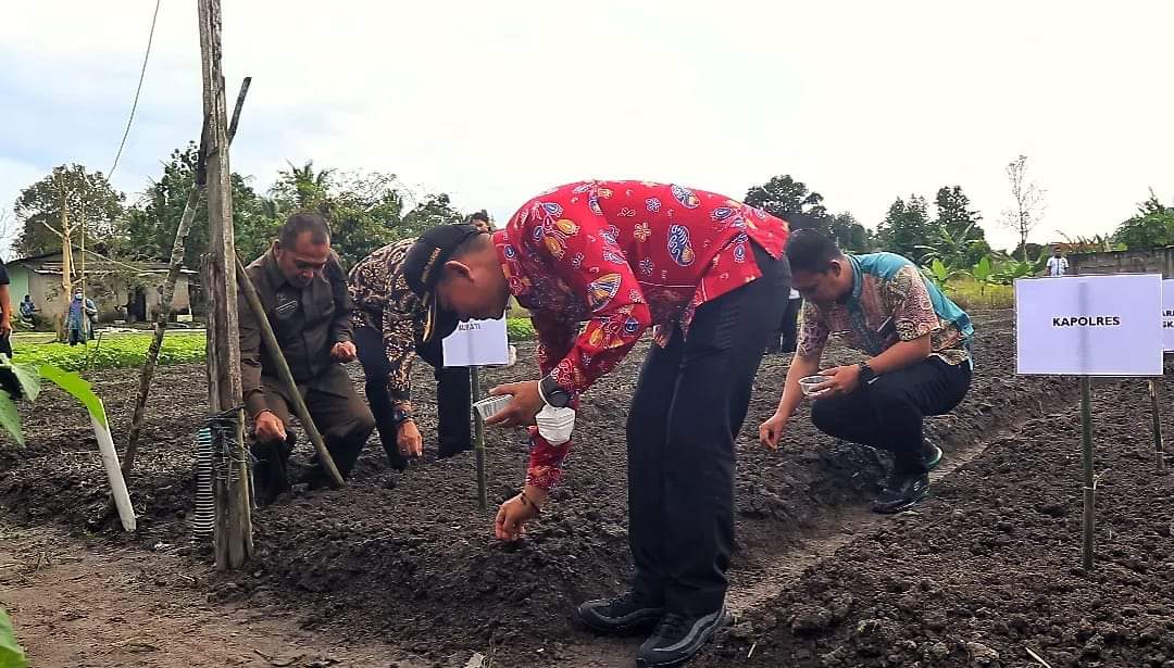 Bupati Bangka Dukung Program Kapolres Tanggap Petani