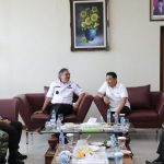 Pj Gubernur Ridwan Sambut Kedatangan KSP Moeldoko di Bandara Depati Amir
