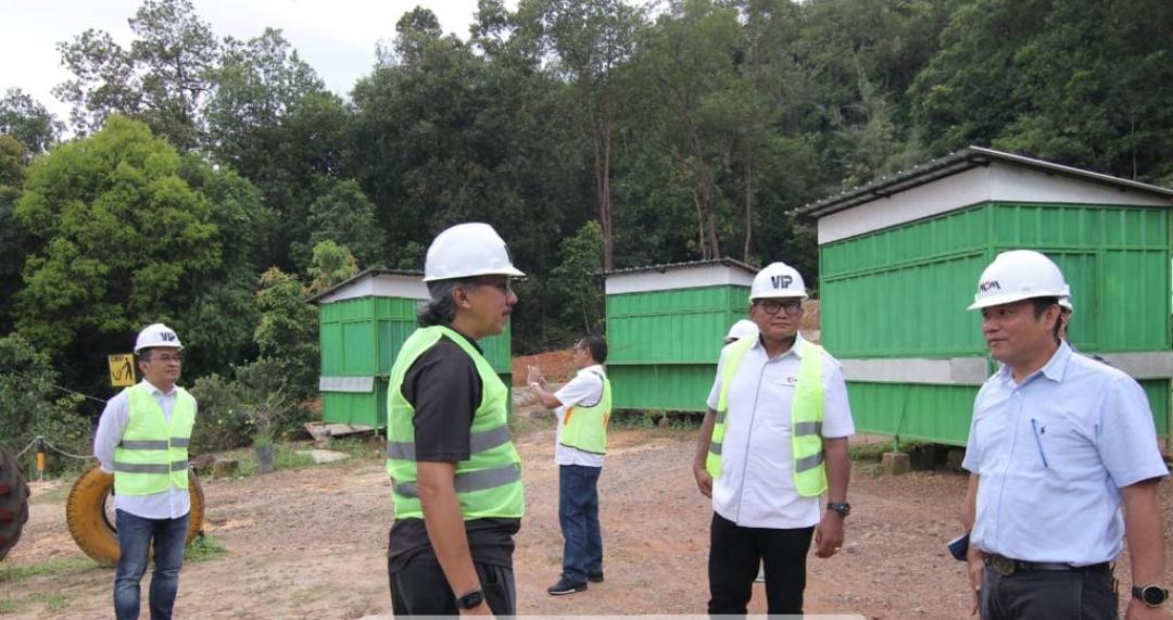 Pj. Gubernur Kep. Babel Ridwan Djamaluddin dan Dewan Komisaris MIND ID Kunjungi Geosite Open Pit Nam Salu