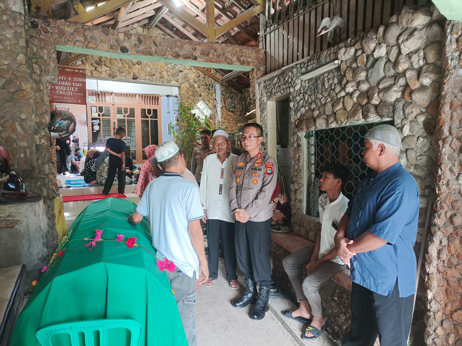 Sebagai Wujud Empati, Kapolres Bangka Sambangi Rumah Duka Almarhum Bripka Noviyan Eko Saputro