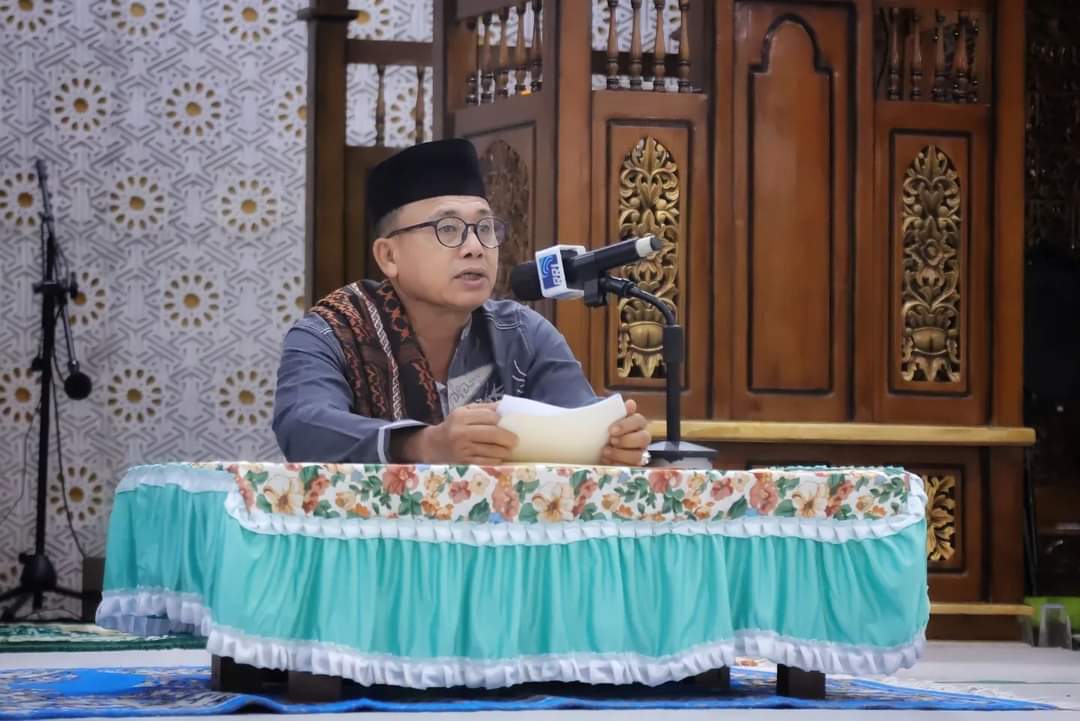 Usung Tema Muhasabah dan Instrospeksi Diri, Wabup Bangka Berikan Kultum Jelang Buka Puasa di Masjid Agung