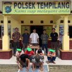 Berjudi di Bulan Puasa, Polsek Tempilang Berhasil Amankan 6 Orang Penjudi Domino