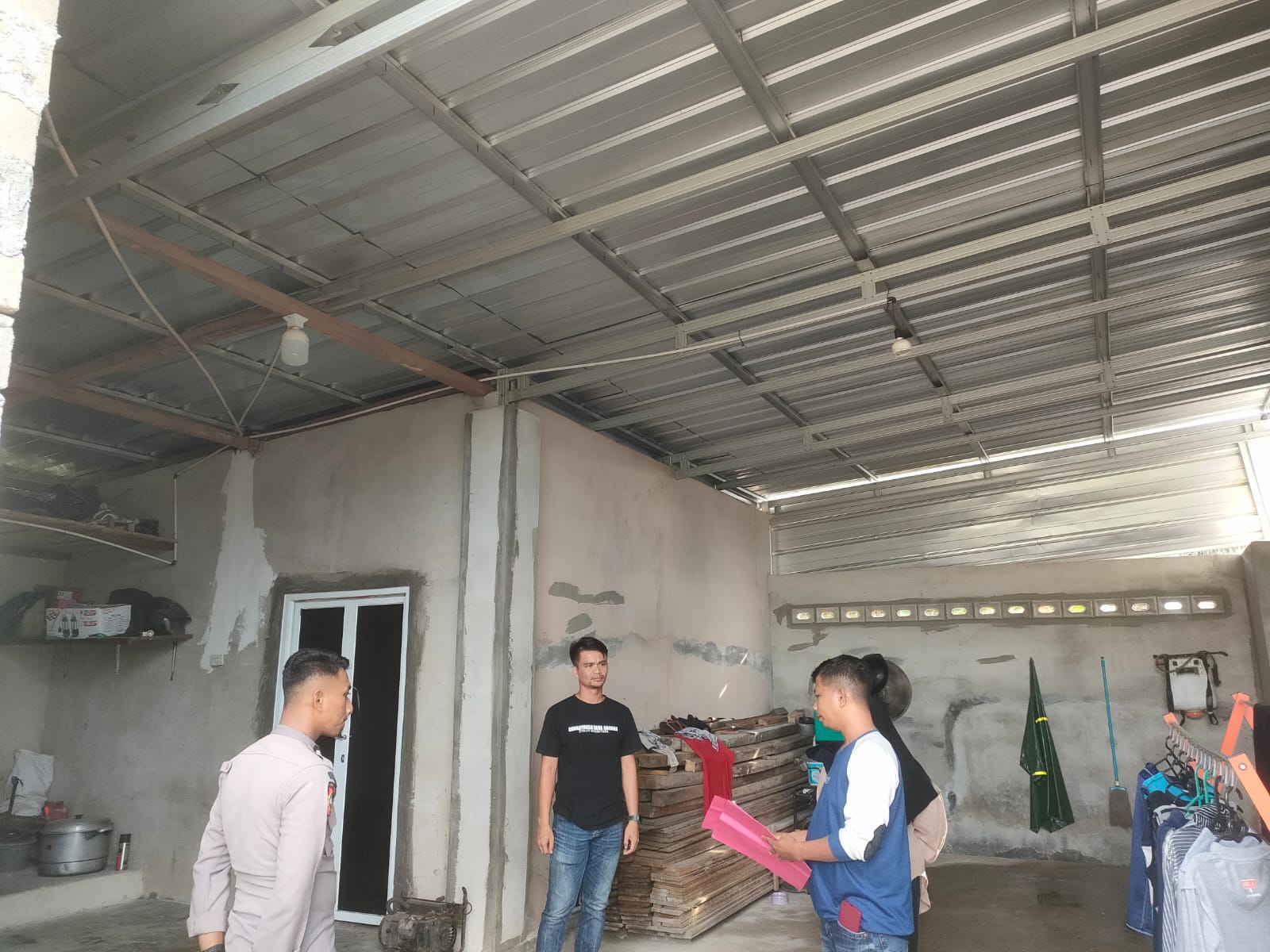 Dikabarkan Terjadi Aktivitas Penggorengan Timah di Sebuah Rumah Lewat Media Online, Polsek Jebus Gerak Cepat