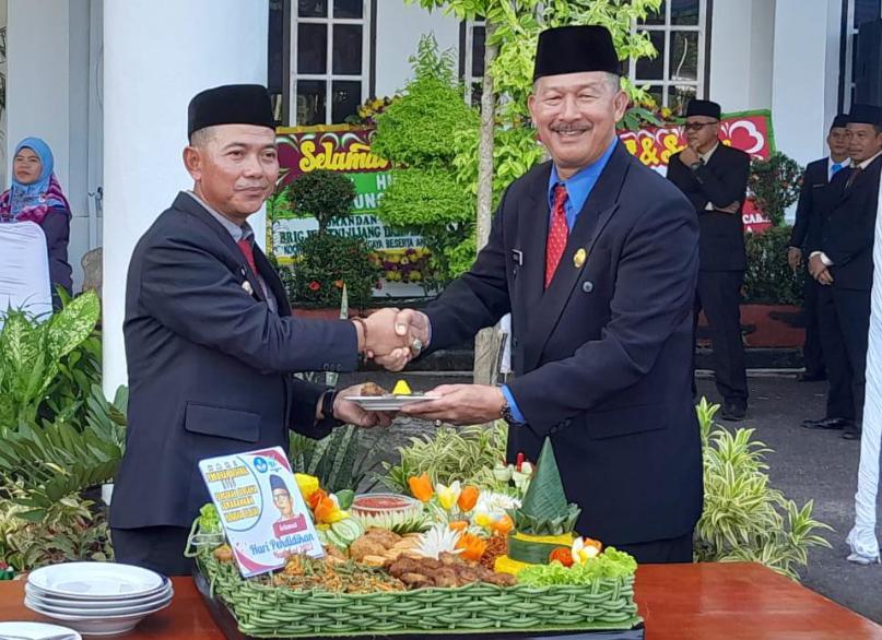 Peringati Hari Pendidikan Nasional 2023, Mulkan : Mari Bergerak Semarakkan Merdeka Belajar