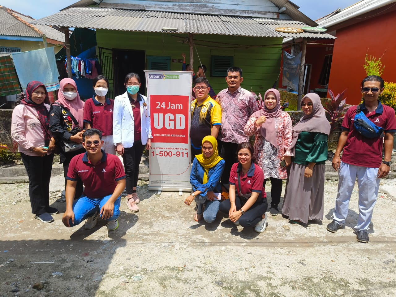 Warga Parit Perkir Dapat Pelayanan Kesehatan Gratis dari Kadin Bangka