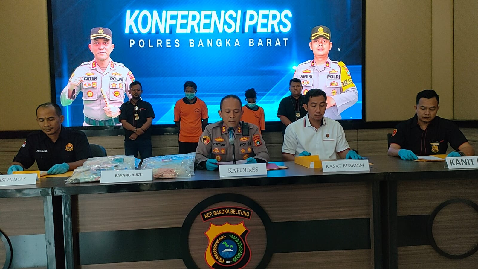 Polres Bangka Barat Adakan Konferensi Pers Kasus Pencabulan Anak