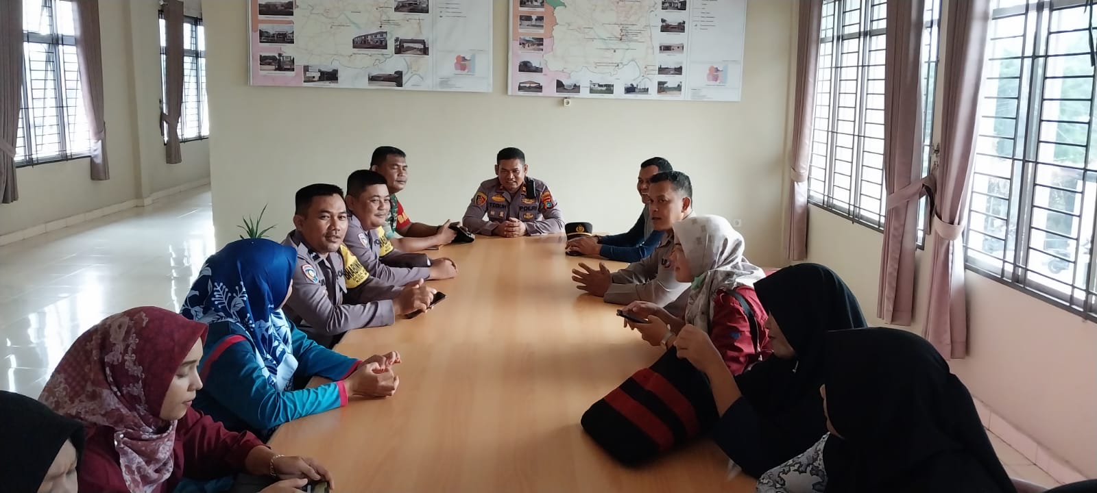 Iptu Teguh Widodo : Jum'at Curhat Ini Untuk Dengarkan Keluhan Masyarakat Secara Langsung