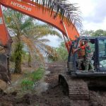 Memasuki Hari Ke-12, Satgas TMMD Hampir Rampungkan Pembangunan Jembatan Kayu Desa Air Bulin