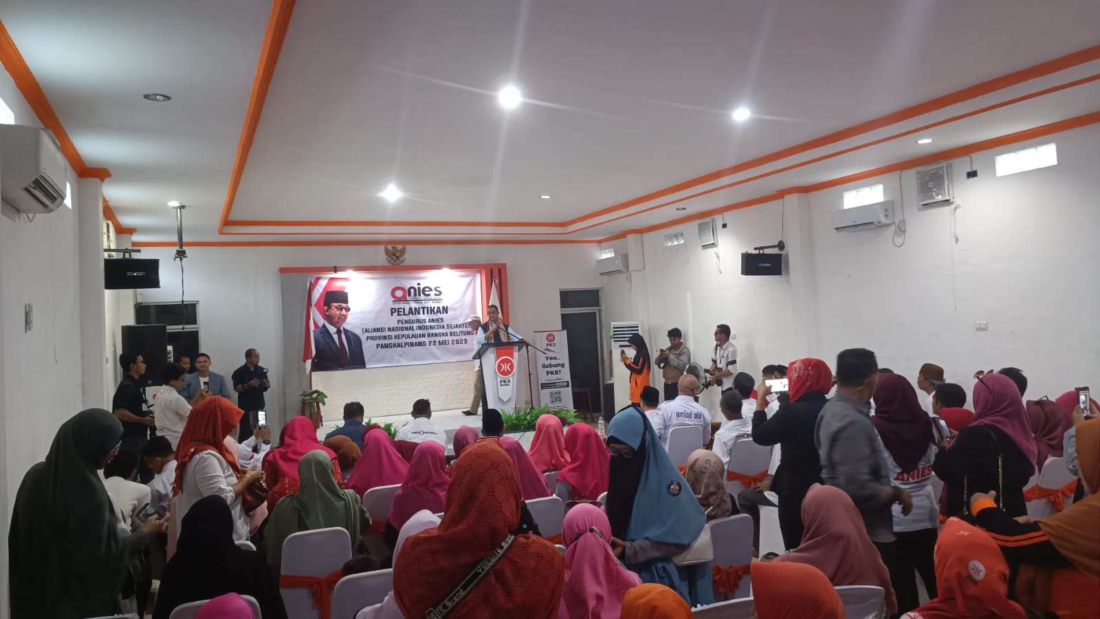 Anis lantik 700 Relawan di DPW PKS Bangka Belitung