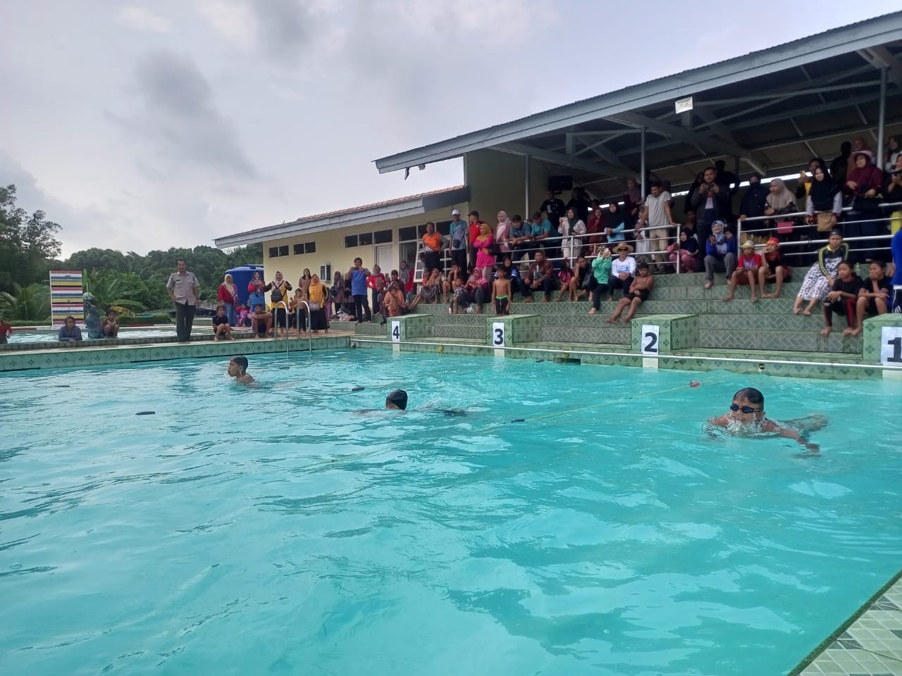 Kolam Renang Tirta Krida PT Timah Tbk Jadi Sarana Rekreasi dan Lokasi Pertandingan Atlet Renang di Ajang 02SN Bangka Barat 