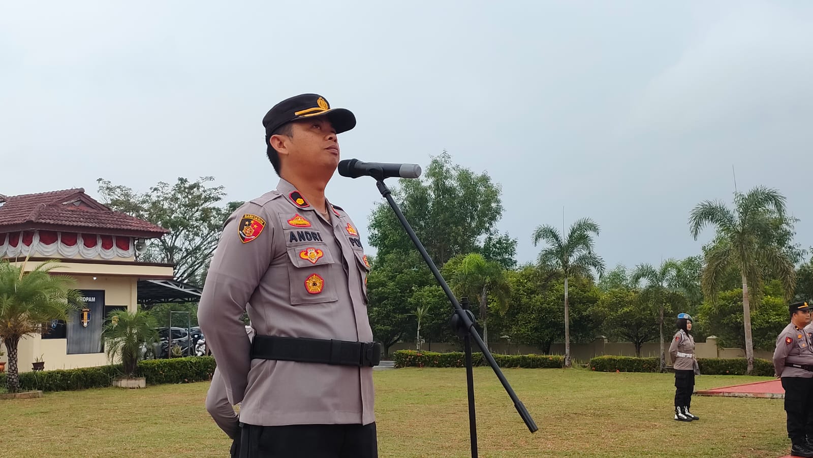 Pimpin Apel Pagi Jam Pimpinan, Ini Pesan Wakapolres Bangka Barat kepada Anggota
