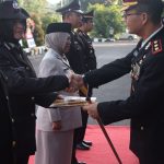 Laksanakan Upacara HUT Bhayangkara ke 77, Polres Bangka Berikan Penghargaan Untuk 14 Personil