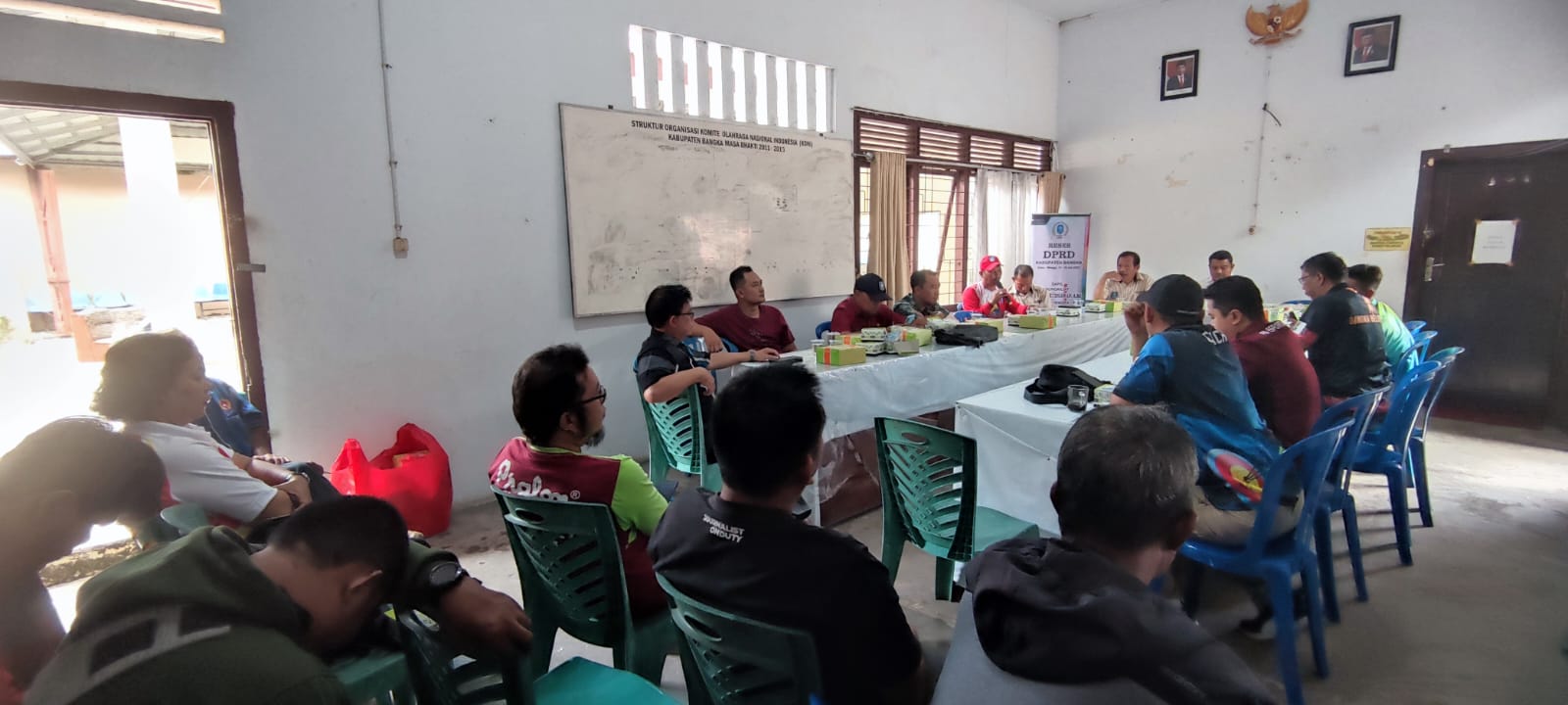 Reses di Kantor KONI, Mendra Kurniawan Terima Beberapa Keluhan