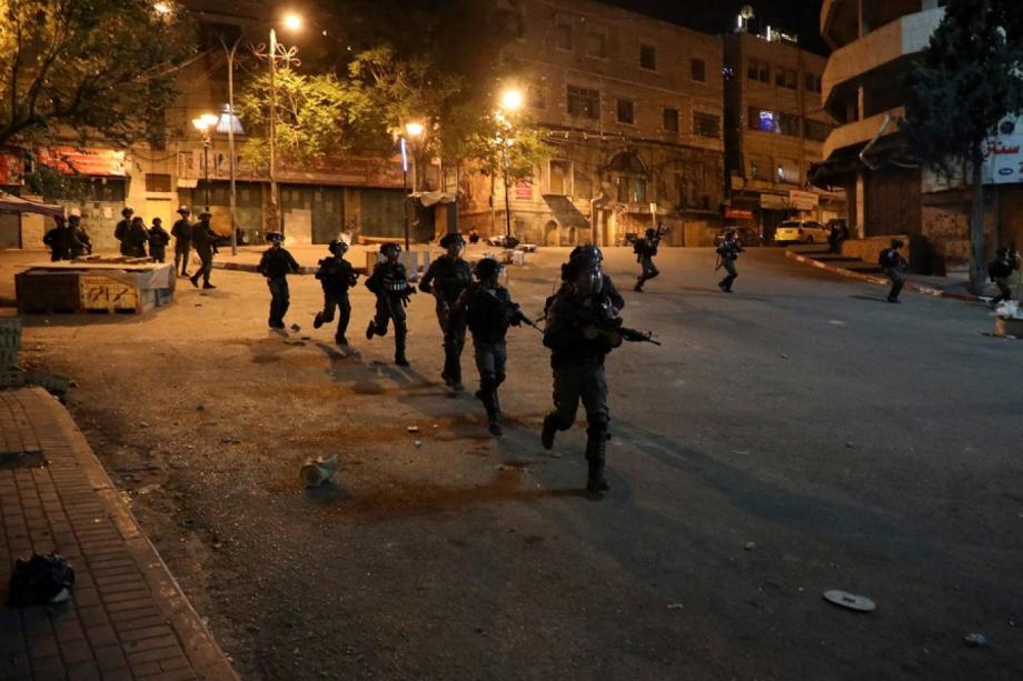 IOF melancarkan penggerebekan dan penangkapan di Tepi Barat