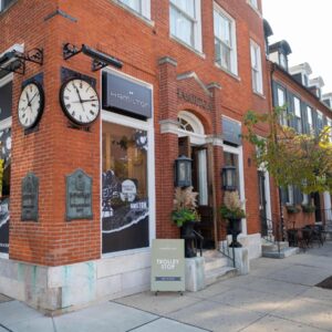 Jam Tangan Hamilton dari Swatch Group Hadir di Lancaster, PA Dengan Toko AS Pertamanya