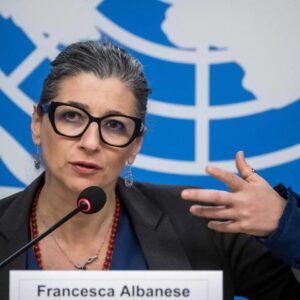 Jangan menyebutnya perang, ini adalah genosida