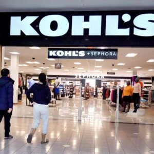 Kohl's Mengguncang Kepemimpinan Saat Pengecer Melaporkan Penurunan $37 Juta Pada Kuartal Ketiga Selama Tahun 2023