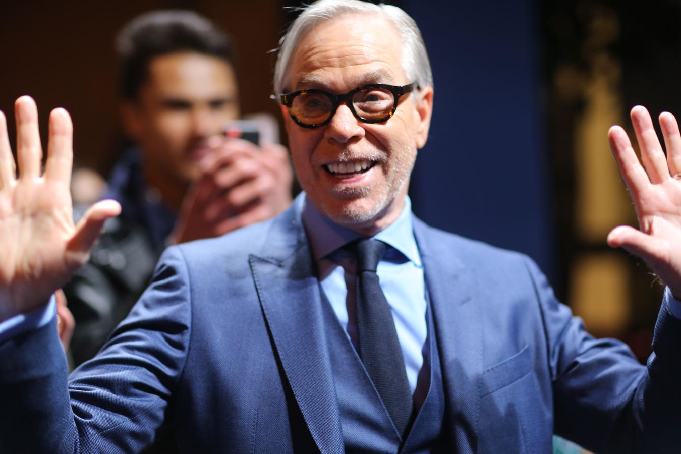 Empat Puluh Tahun Berlalu, Tommy Hilfiger Masih Mengusung Rock 'N Roll