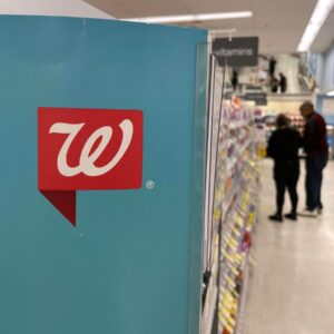 Kekuatan Farmasi Walgreens Menimbulkan Masalah Pada Kesepakatan Ekuitas Swasta
