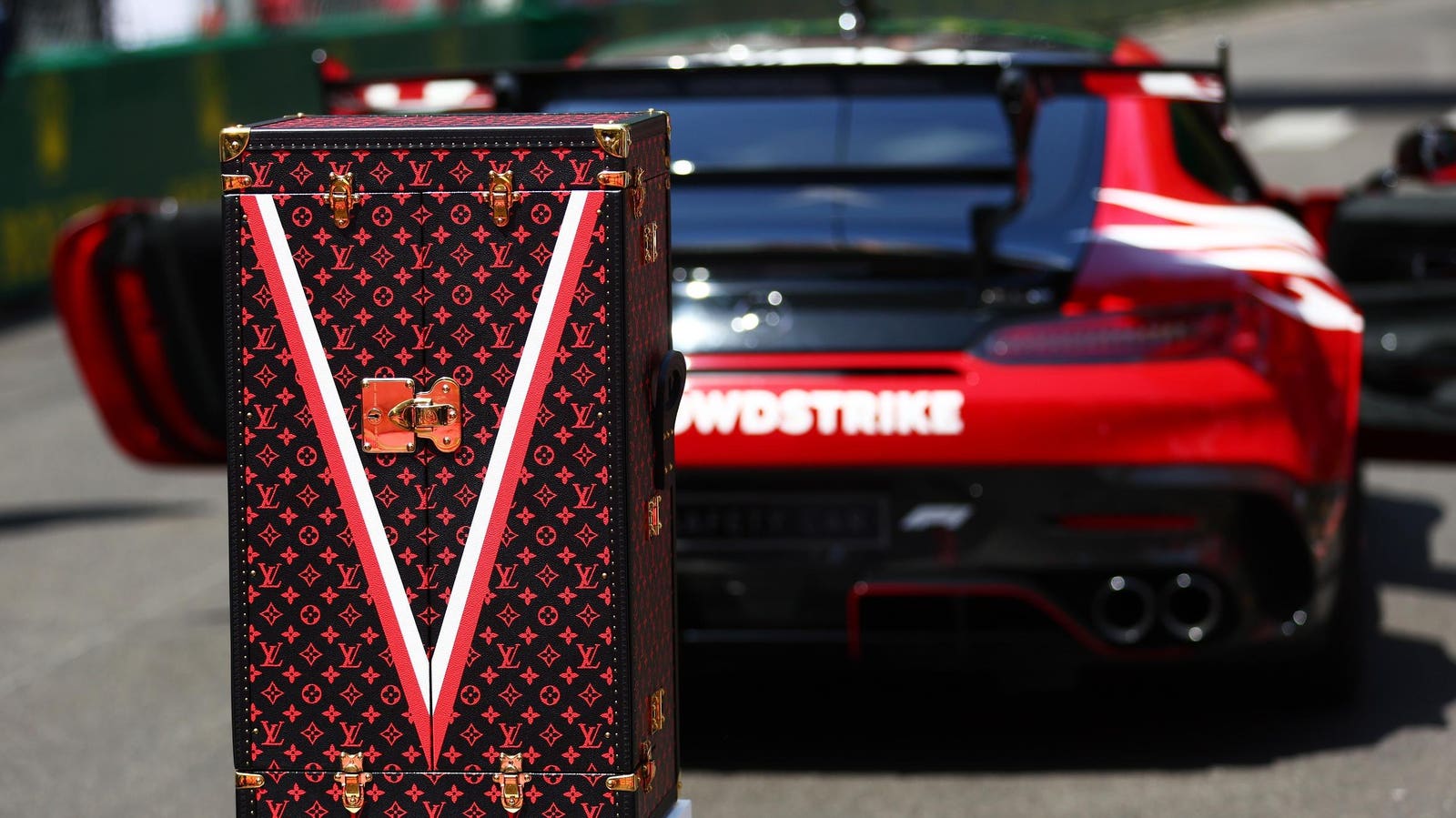 Louis Vuitton bermitra dengan F1, menjadi sponsor judul GP Australia