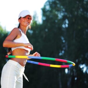 Wanita Hula Hoop