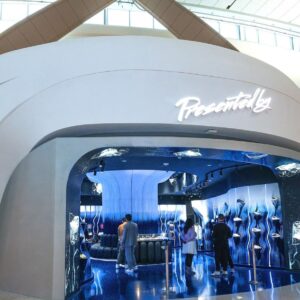 Avolta bermitra dengan hub sneaker yang disajikan untuk toko bandara 24 jam pertama di Abu Dhabi