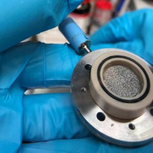 Elektroda baterai inovatif terbuat dari busa timah