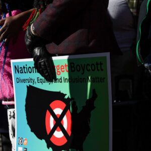 Apakah boikot target mulai mengambil korban?