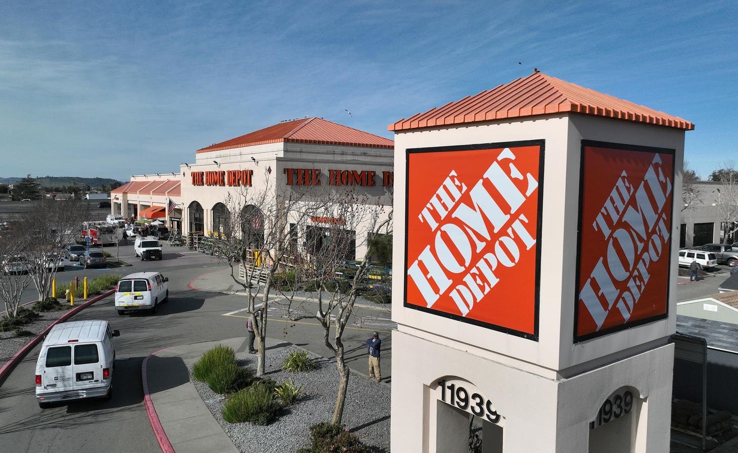 Kepala media ritel Home Depot menempatkan pemasok di pusat