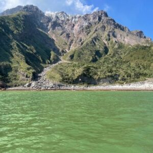 Pulau Iwo Samudra Hijau