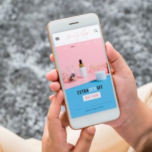 Sosial dan e-commerce sekarang mendorong lebih dari 50% penjualan kecantikan secara global