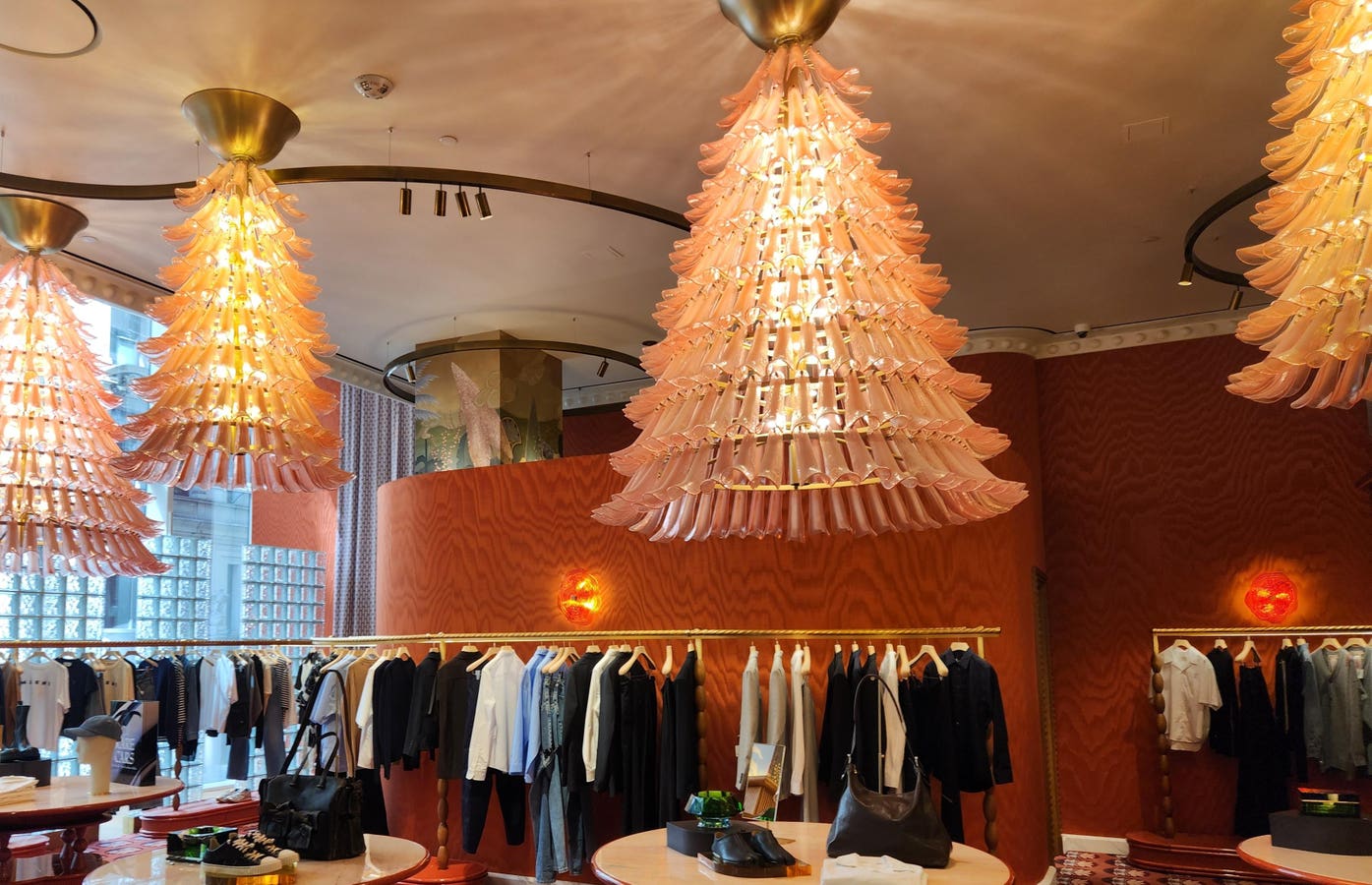 Toko Printemps Baru di New York itu menyenangkan