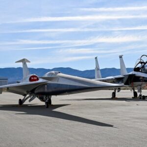 Pesawat Penelitian NASA F-15D dan X-59