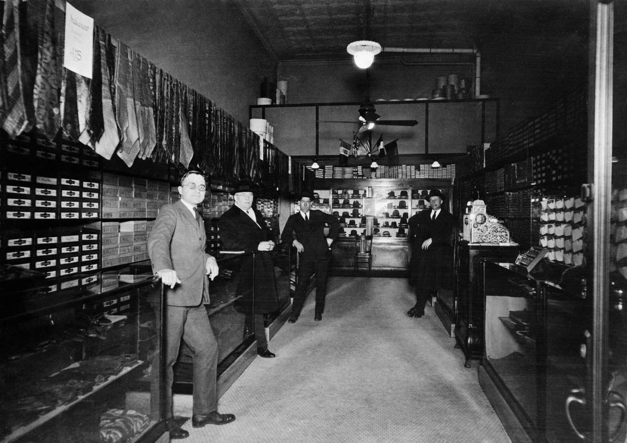 Di Amerika telanjang Trump - pria tarif mengambil pakaian kami