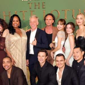 Yang meninggal, yang mendapat untung, dan mengapa merek tidak bisa menjauh