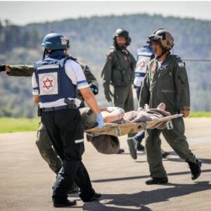Dua tentara Israel terluka, satu serius, dalam operasi resistensi bank W.