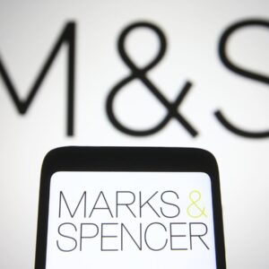 Marks & Spencer menghadapi tes kepercayaan pada lanskap ritel yang bergerak cepat