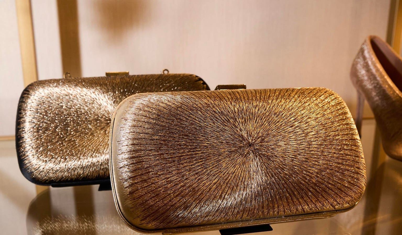 Merek aksesori Turki Serena Uziyel membuka toko di Manhattan