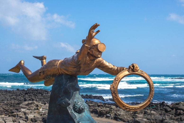 Haenyo Woman Diver Sculpture Jeju Island