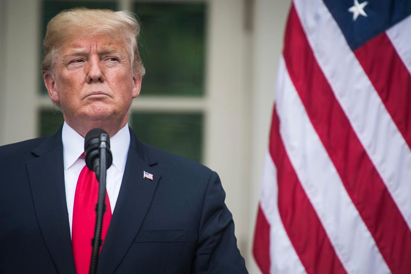 Tarif 50% Uni Eropa Trump lebih jauh mengancam merek mewah dan alkohol