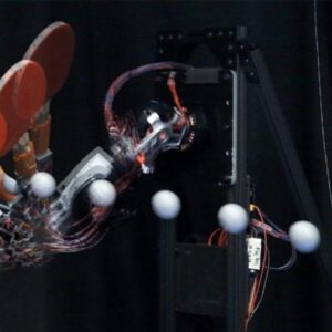 Ping Pong Playing Robot Melakukan Top Spin